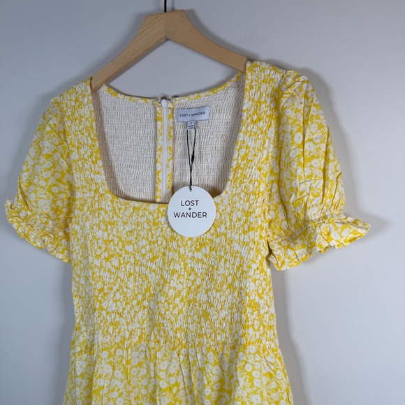 NEW Lost + Wander Sweet Summer Daze Yellow Floral Smocked Midi Dress Small NWT - Picture 4 of 8